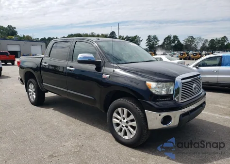 2013 Toyota Tundra Crewmax Limited z USA, uszkodzony, nr VIN 5TFHW5F1XDX283485